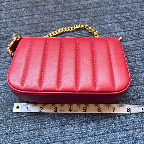 Coach Nolita quilted bag / wristlet red in gold hardware - Picture 7 of 13